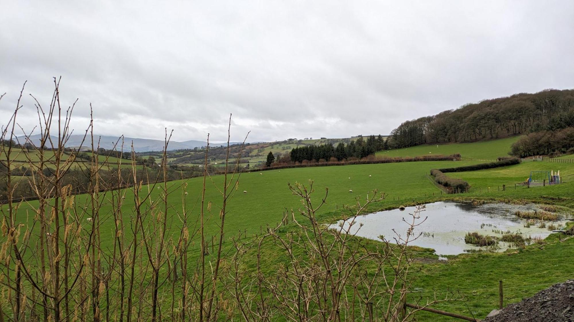 Vale Farm Cottages Brecon Exterior foto
