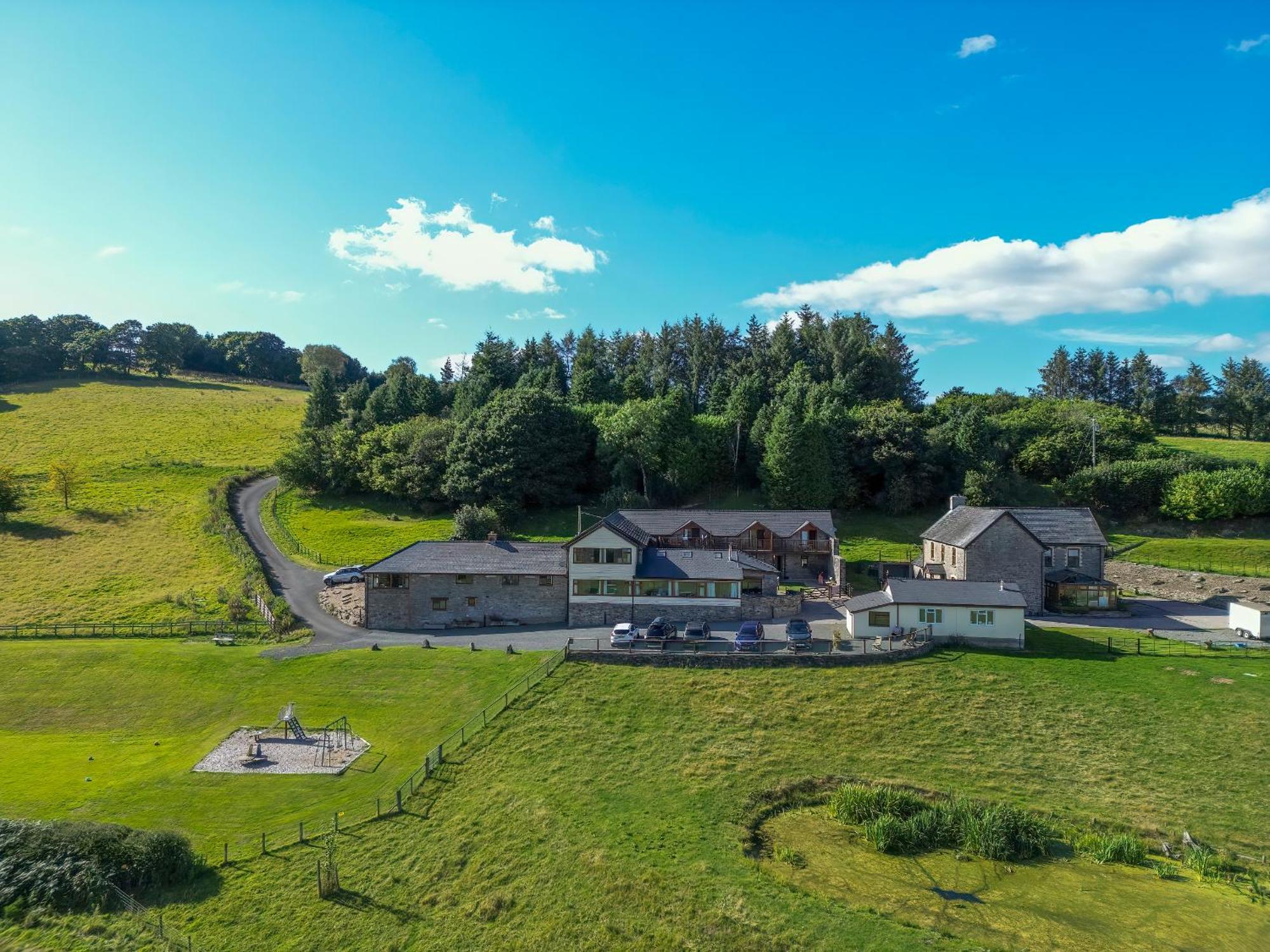 Vale Farm Cottages Brecon Exterior foto